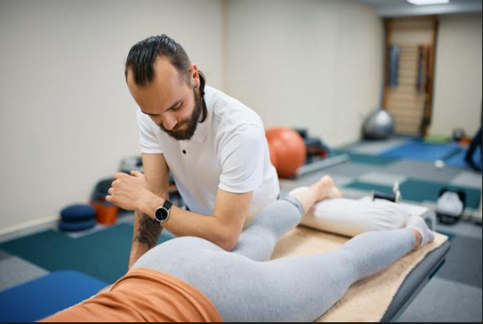 Massaggio Sportivo vs. Massaggio Rilassante: Differenze e Benefici