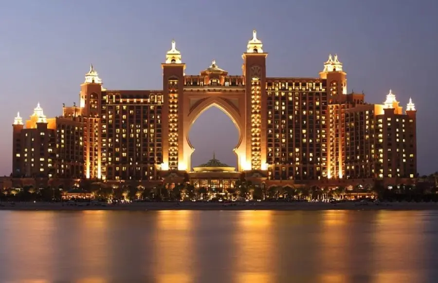 Il mercato del lusso cresce, soprattutto in Asia